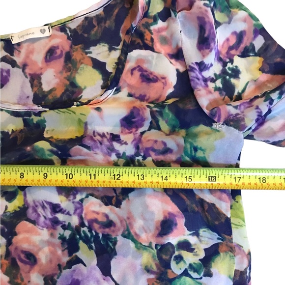 Soprano Sheer Floral Top Small - Picture 2 of 8